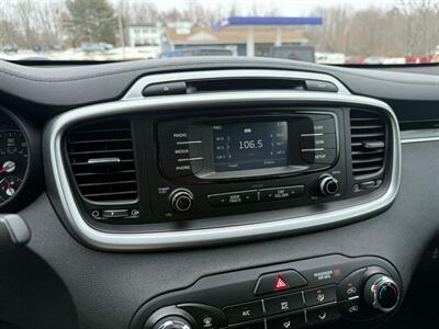 2017 Kia Sorento LX V6   - Photo 30 - Hermon, ME 04401