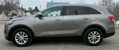 2017 Kia Sorento LX V6   - Photo 8 - Hermon, ME 04401