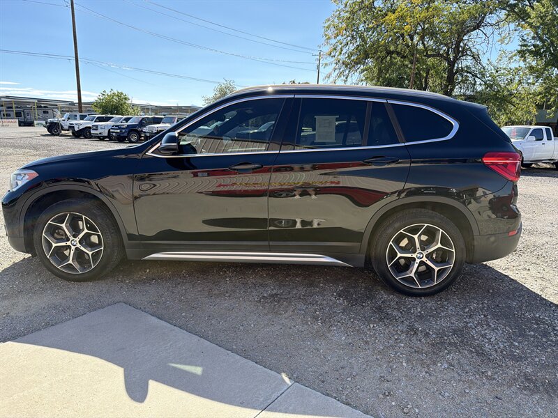 2018 BMW X1 xDrive28i - Photo 5 - Central Point, OR 97502