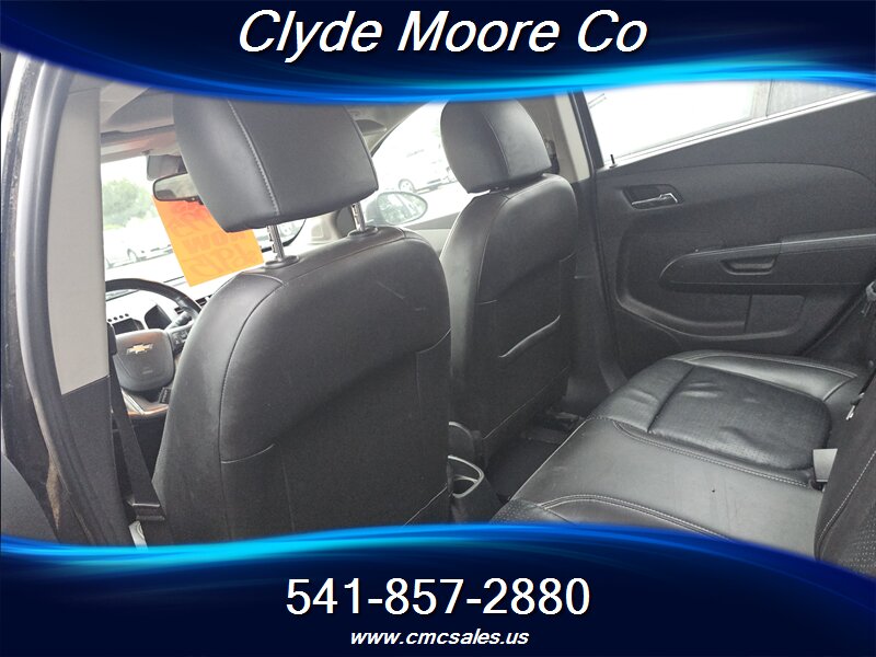 2013 Chevrolet Sonic LTZ Auto - Photo 4 - Central Point, OR 97502