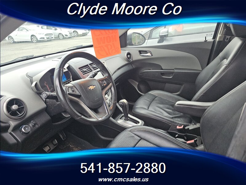 2013 Chevrolet Sonic LTZ Auto - Photo 3 - Central Point, OR 97502