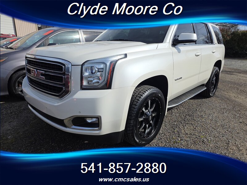 2015 GMC Yukon SLT   - Photo 1 - Central Point, OR 97502