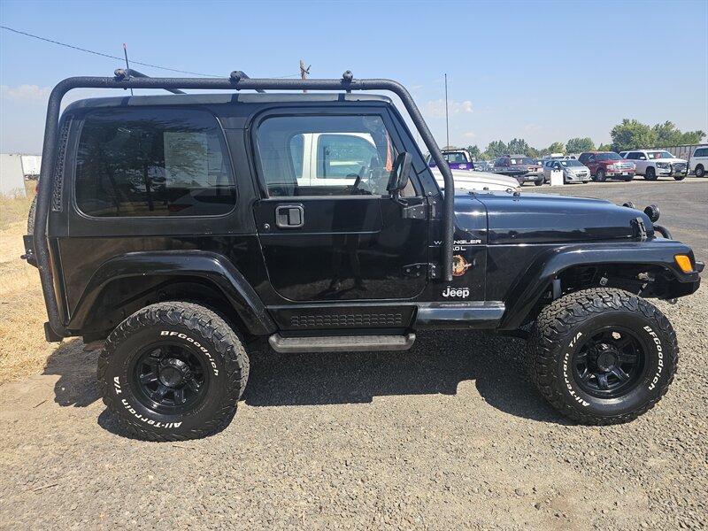 1998 Jeep Wrangler Sahara 2dr Sahara - Photo 2 - Central Point, OR 97502