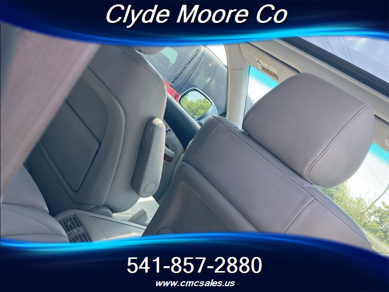 2004 Lexus RX 330 - Photo 4 - Central Point, OR 97502