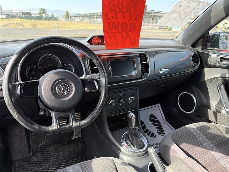 2013 Volkswagen Beetle Turbo PZEV - Photo 7 - Central Point, OR 97502