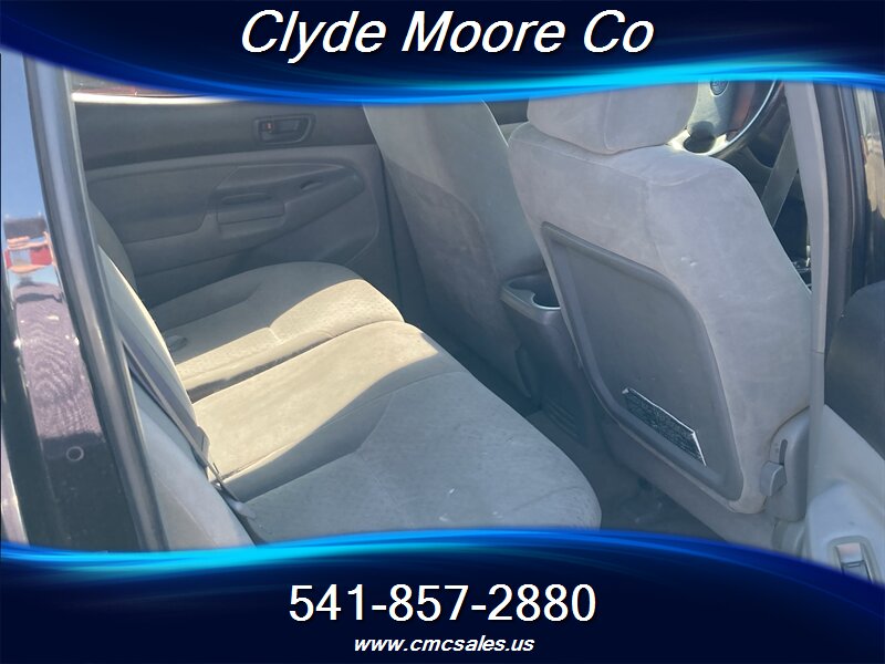 2008 Toyota Tacoma PreRunner V6 - Photo 5 - Central Point, OR 97502