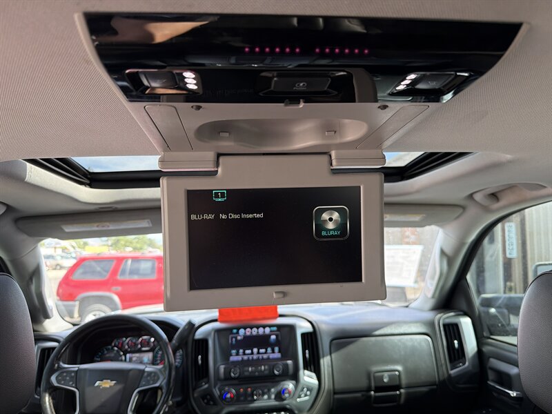 2016 Chevrolet Silverado 2500HD LTZ - Photo 10 - Central Point, OR 97502