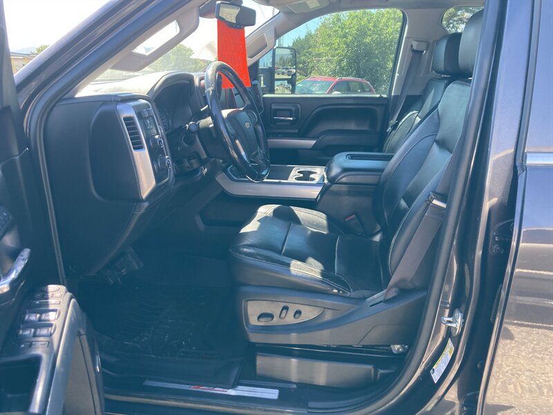 2016 Chevrolet Silverado 2500HD LTZ - Photo 3 - Central Point, OR 97502