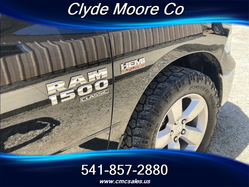2021 RAM 1500 Classic Tradesman - Photo 4 - Central Point, OR 97502