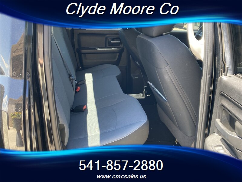 2021 RAM 1500 Classic Tradesman - Photo 5 - Central Point, OR 97502