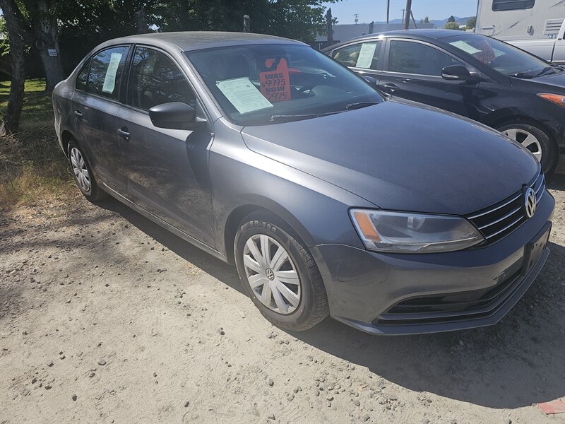 2016 Volkswagen Jetta 1.4T S - Photo 1 - Central Point, OR 97502