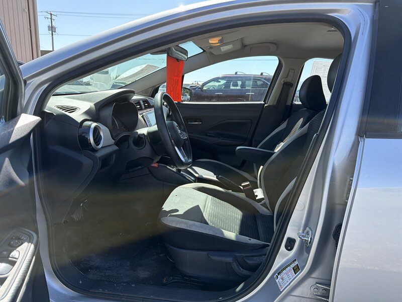 2020 Nissan Versa SV - Photo 7 - Central Point, OR 97502