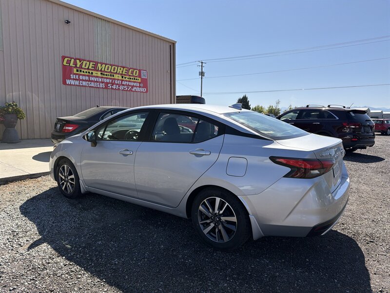 2020 Nissan Versa SV - Photo 4 - Central Point, OR 97502