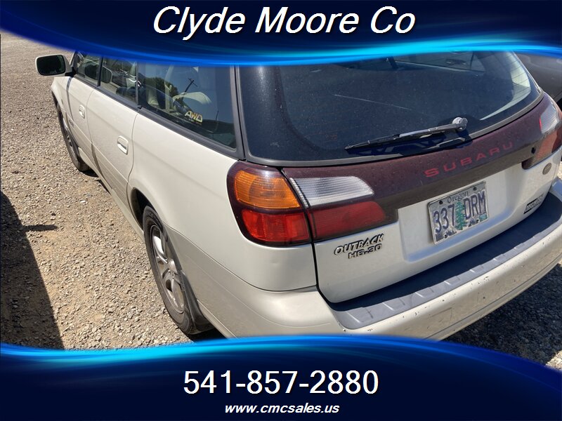 2004 Subaru Outback H6-3.0 L.L. Bean Edition - Photo 2 - Central Point, OR 97502