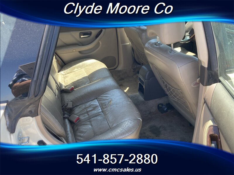 2004 Subaru Outback H6-3.0 L.L. Bean Edition - Photo 4 - Central Point, OR 97502