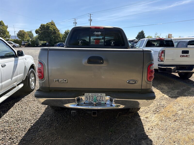2002 Ford F-150 XLT - Photo 4 - Central Point, OR 97502