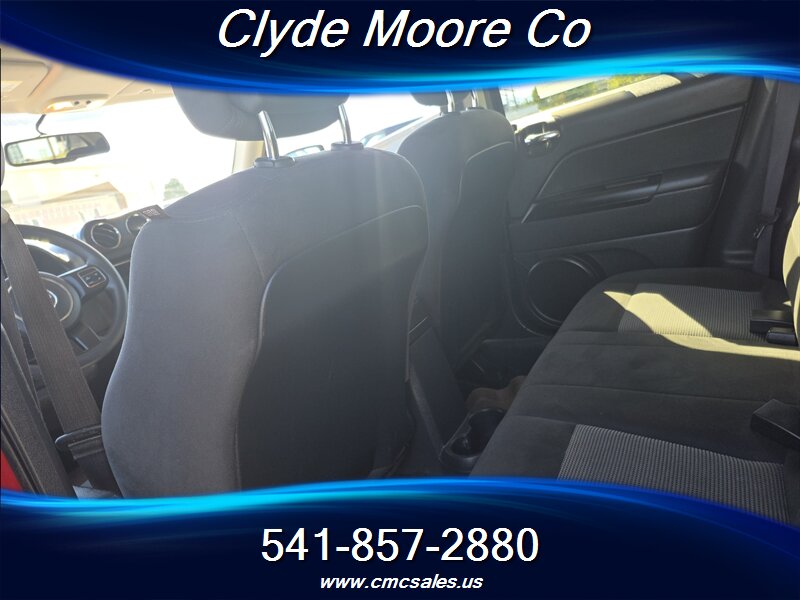 2016 Jeep Patriot Sport - Photo 4 - Central Point, OR 97502