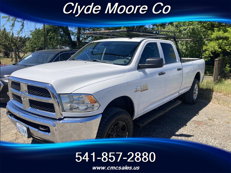 2018 RAM 2500 Tradesman   - Photo 1 - Central Point, OR 97502