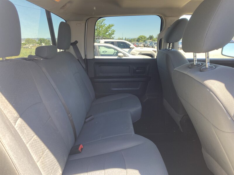 2018 RAM 2500 Tradesman - Photo 5 - Central Point, OR 97502