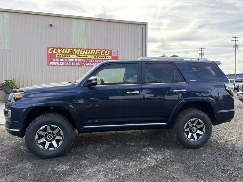 2015 Toyota 4Runner Limited   - Photo 1 - Central Point, OR 97502