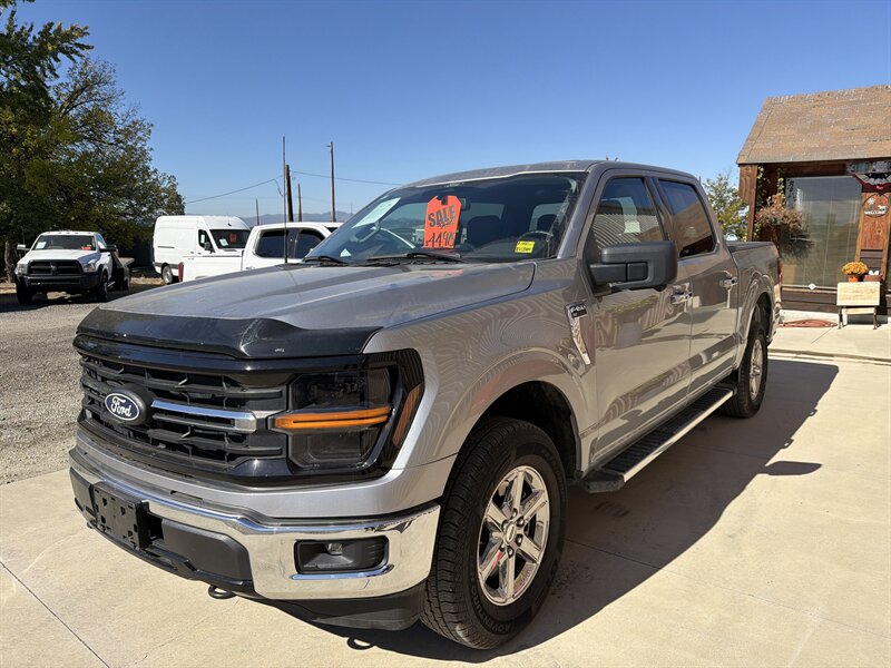 2024 Ford F-150 XLT   - Photo 1 - Central Point, OR 97502