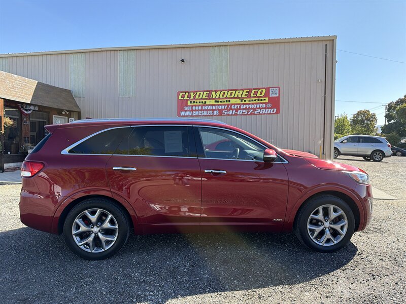 2017 Kia Sorento SX V6   - Photo 1 - Central Point, OR 97502