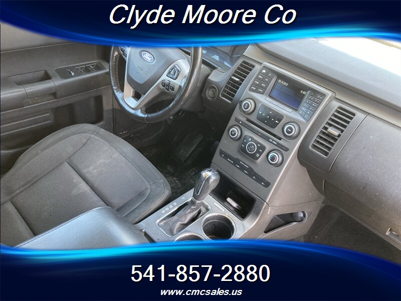 2013 Ford Flex SE - Photo 3 - Central Point, OR 97502