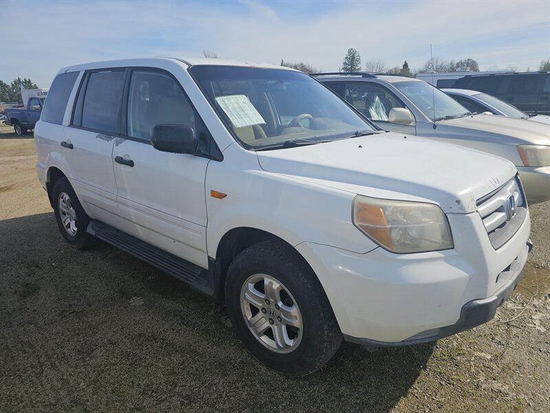 2007 Honda Pilot LX - Photo 1 - Central Point, OR 97502