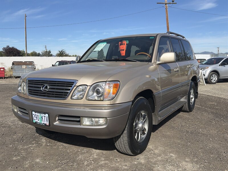 2001 Lexus LX 470 - Photo 2 - Central Point, OR 97502