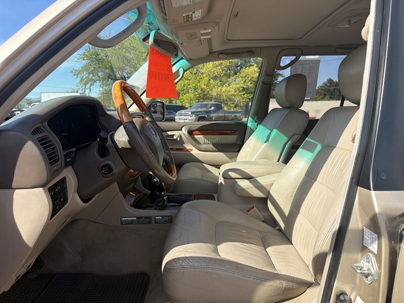 2001 Lexus LX 470 - Photo 8 - Central Point, OR 97502