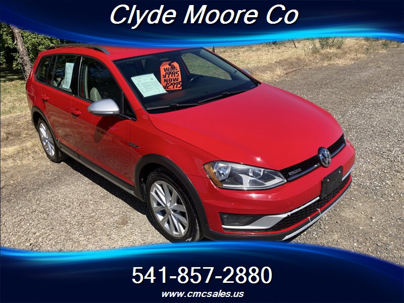 2017 Volkswagen Golf Alltrack TSI S 4Motion   - Photo 1 - Central Point, OR 97502
