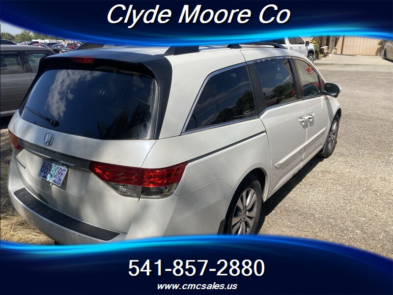 2014 Honda Odyssey EX - Photo 3 - Central Point, OR 97502
