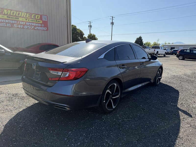 2018 Honda Accord Sport - Photo 7 - Central Point, OR 97502