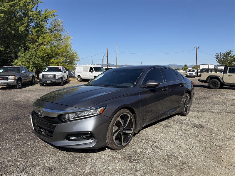2018 Honda Accord Sport - Photo 4 - Central Point, OR 97502