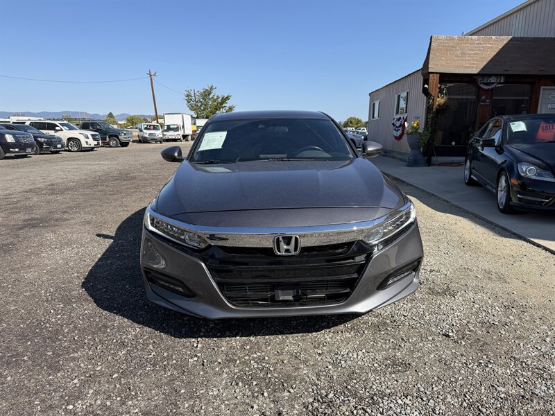 2018 Honda Accord Sport - Photo 3 - Central Point, OR 97502