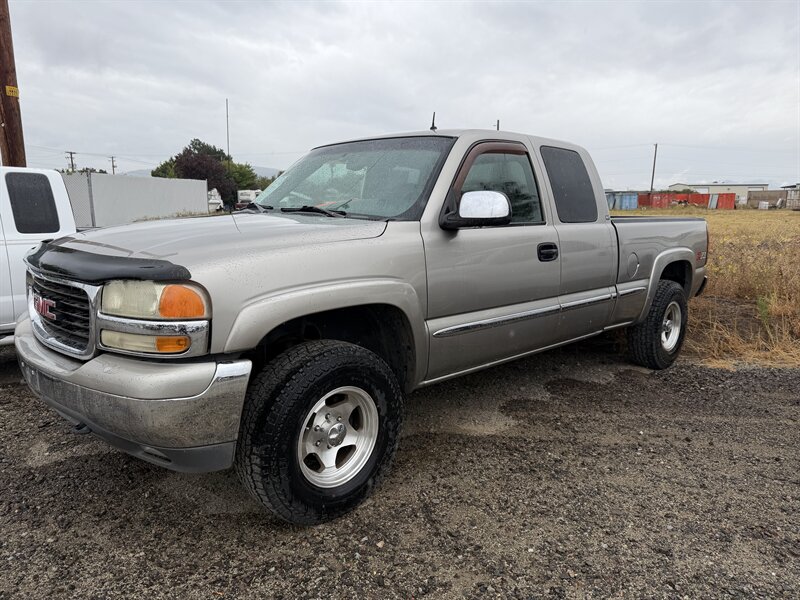 2001 GMC Sierra 1500 SLT   - Photo 1 - Central Point, OR 97502