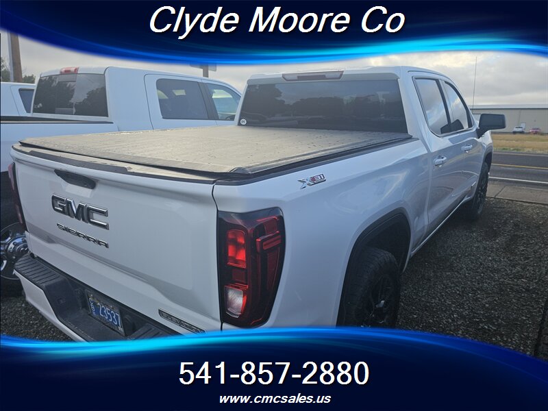 2021 GMC Sierra 1500 Elevation - Photo 2 - Central Point, OR 97502