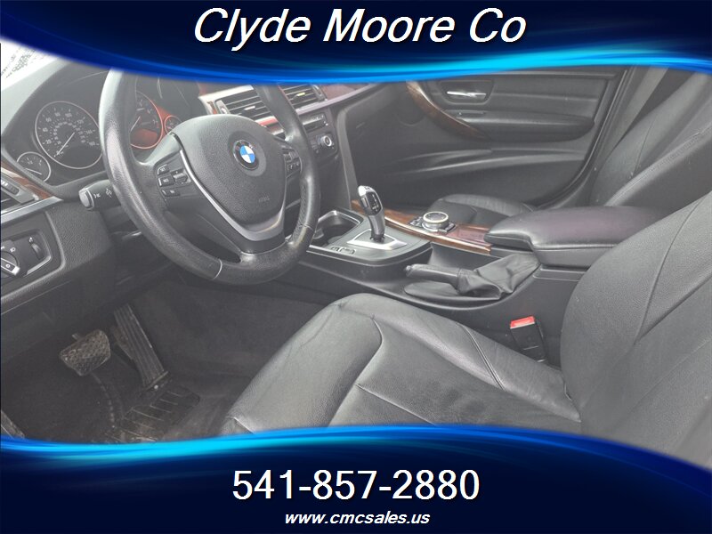 2014 BMW 328i - Photo 3 - Central Point, OR 97502