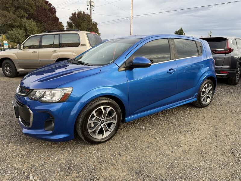2018 Chevrolet Sonic LT Auto   - Photo 1 - Central Point, OR 97502