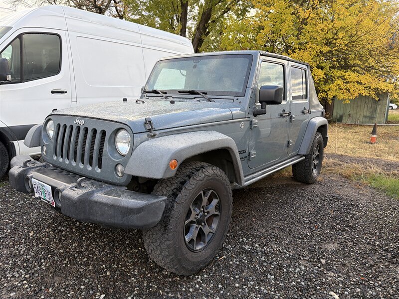 2015 Jeep Wrangler Unlimited Sport S   - Photo 1 - Central Point, OR 97502