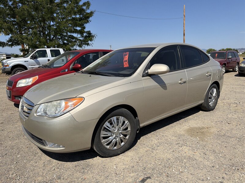 2010 Hyundai ELANTRA GLS - Photo 2 - Central Point, OR 97502