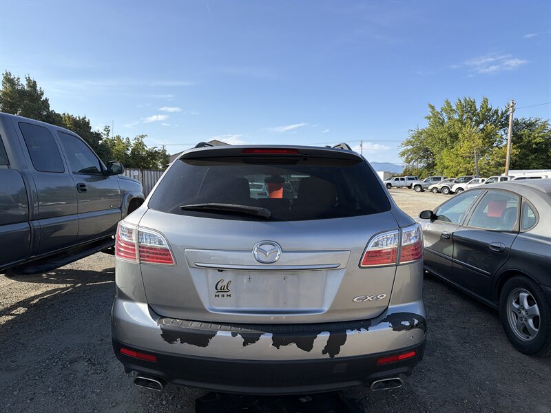2012 Mazda CX-9 Grand Touring - Photo 4 - Central Point, OR 97502
