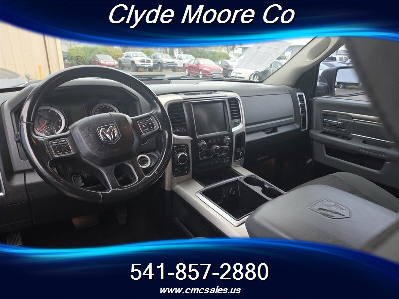 2014 RAM 1500 Big Horn - Photo 5 - Central Point, OR 97502
