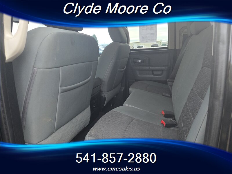 2014 RAM 1500 Big Horn - Photo 4 - Central Point, OR 97502