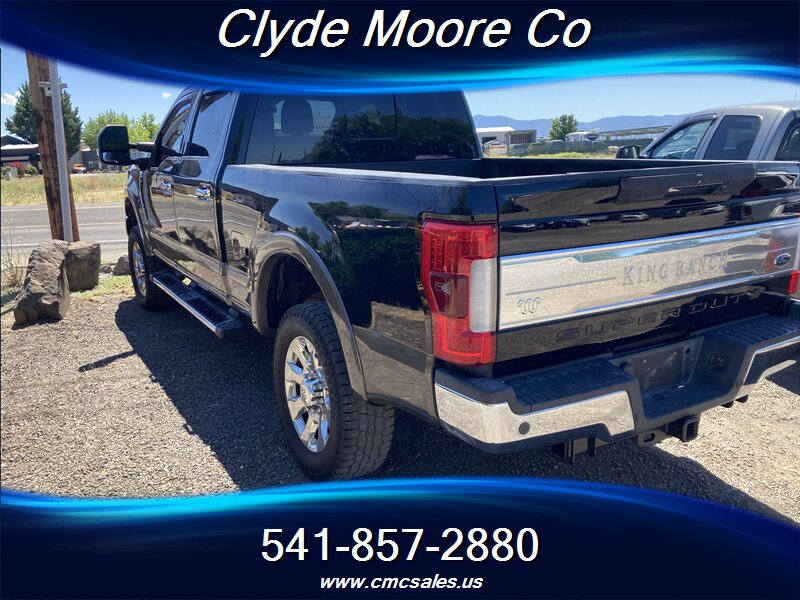 2017 Ford F-250 Super Duty King Ranch - Photo 2 - Central Point, OR 97502