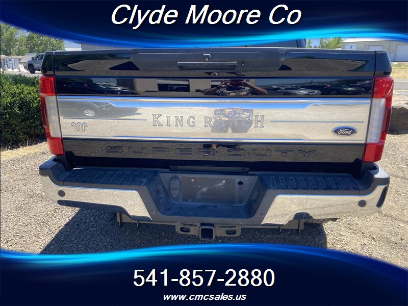 2017 Ford F-250 Super Duty King Ranch - Photo 3 - Central Point, OR 97502