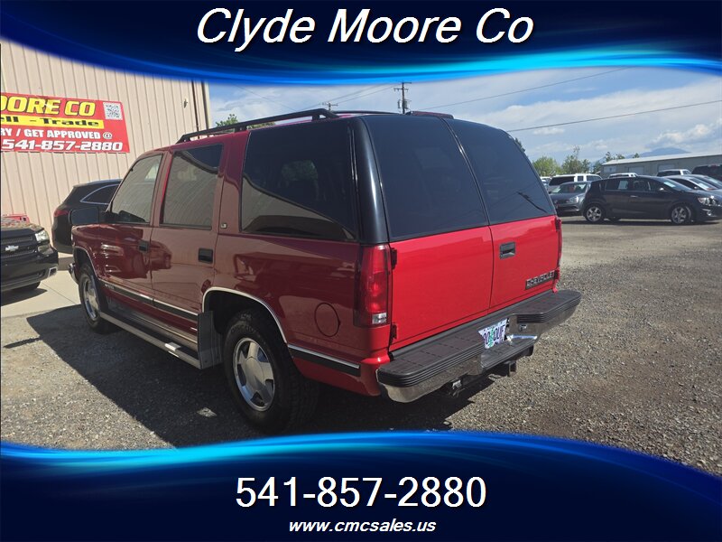 1997 Chevrolet Tahoe LS - Photo 3 - Central Point, OR 97502