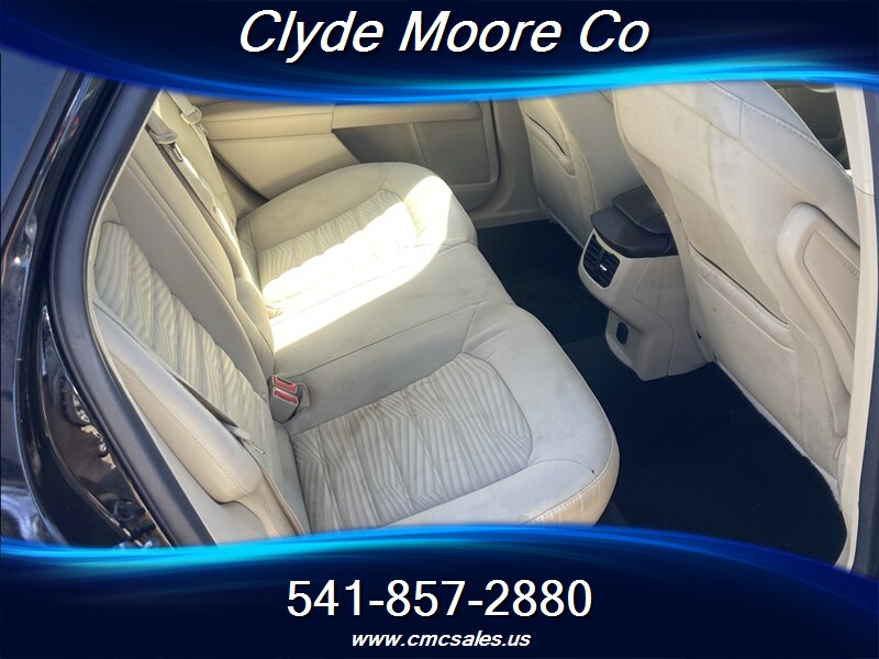 2016 Ford Fusion SE - Photo 4 - Central Point, OR 97502