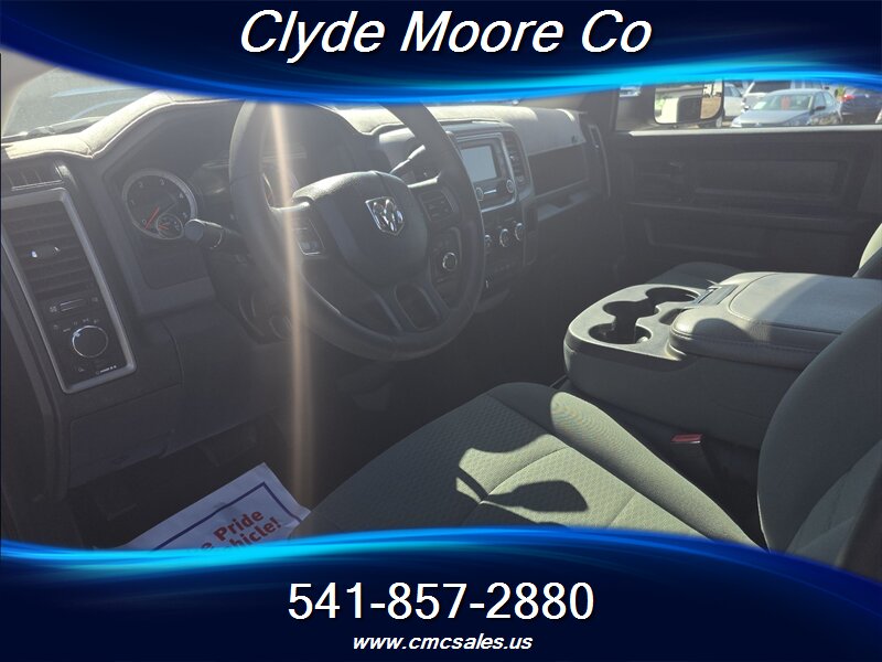 2015 RAM 2500 Tradesman - Photo 5 - Central Point, OR 97502