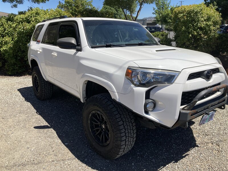 2019 Toyota 4Runner TRD Off-Road  